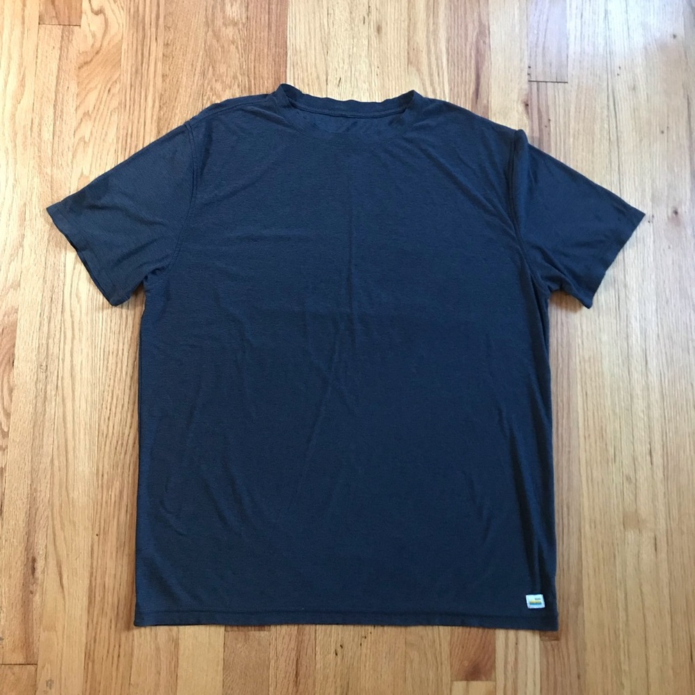 Vuori Strato Tech Tee Men's Short Sleeve Crew Heather Navy Large